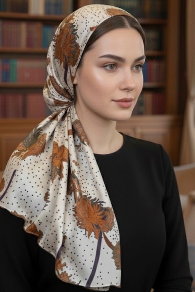 מטפחת סאטן בהדפסי פרחים כתום