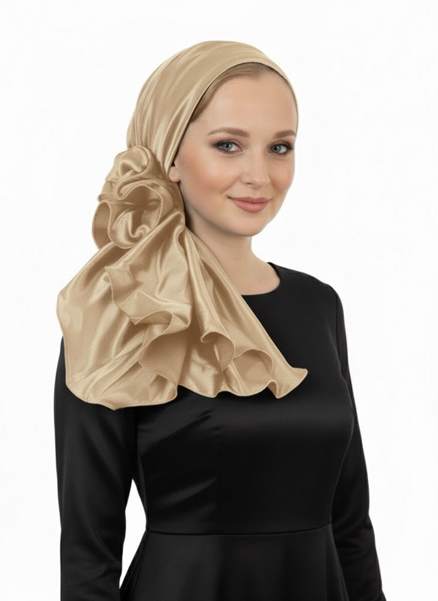 מטפחת ערב סאטן בכסף בבז'