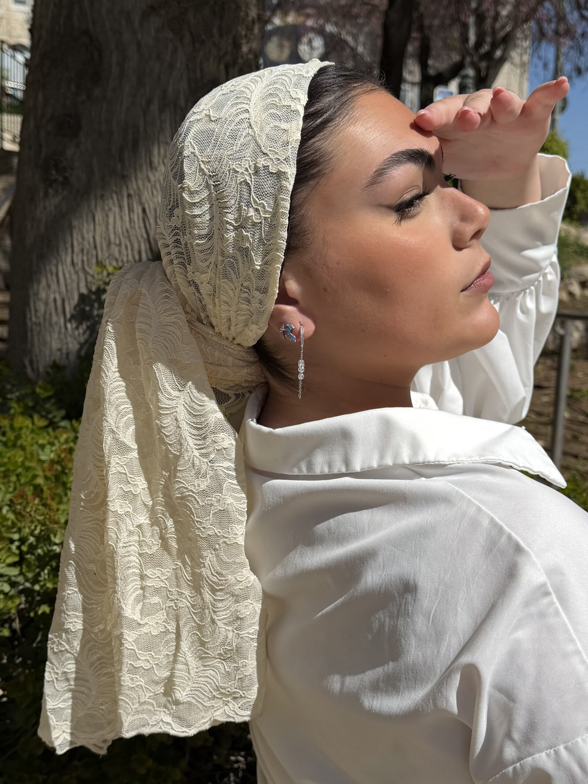 מטפחת תחרה שמנת