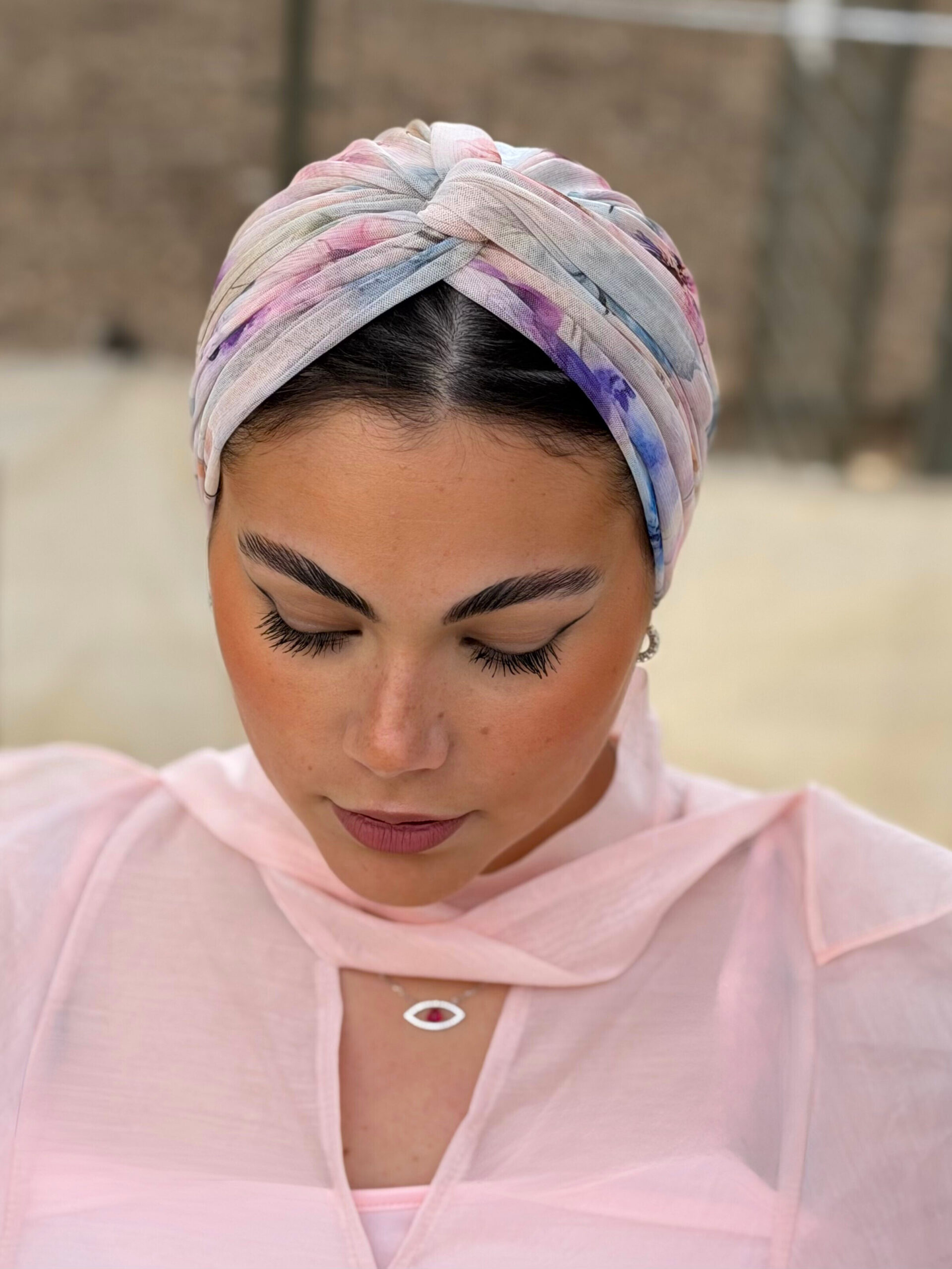 טורבן ורוד פרחוני שיפון לייקרה ורוד סגול וכחול