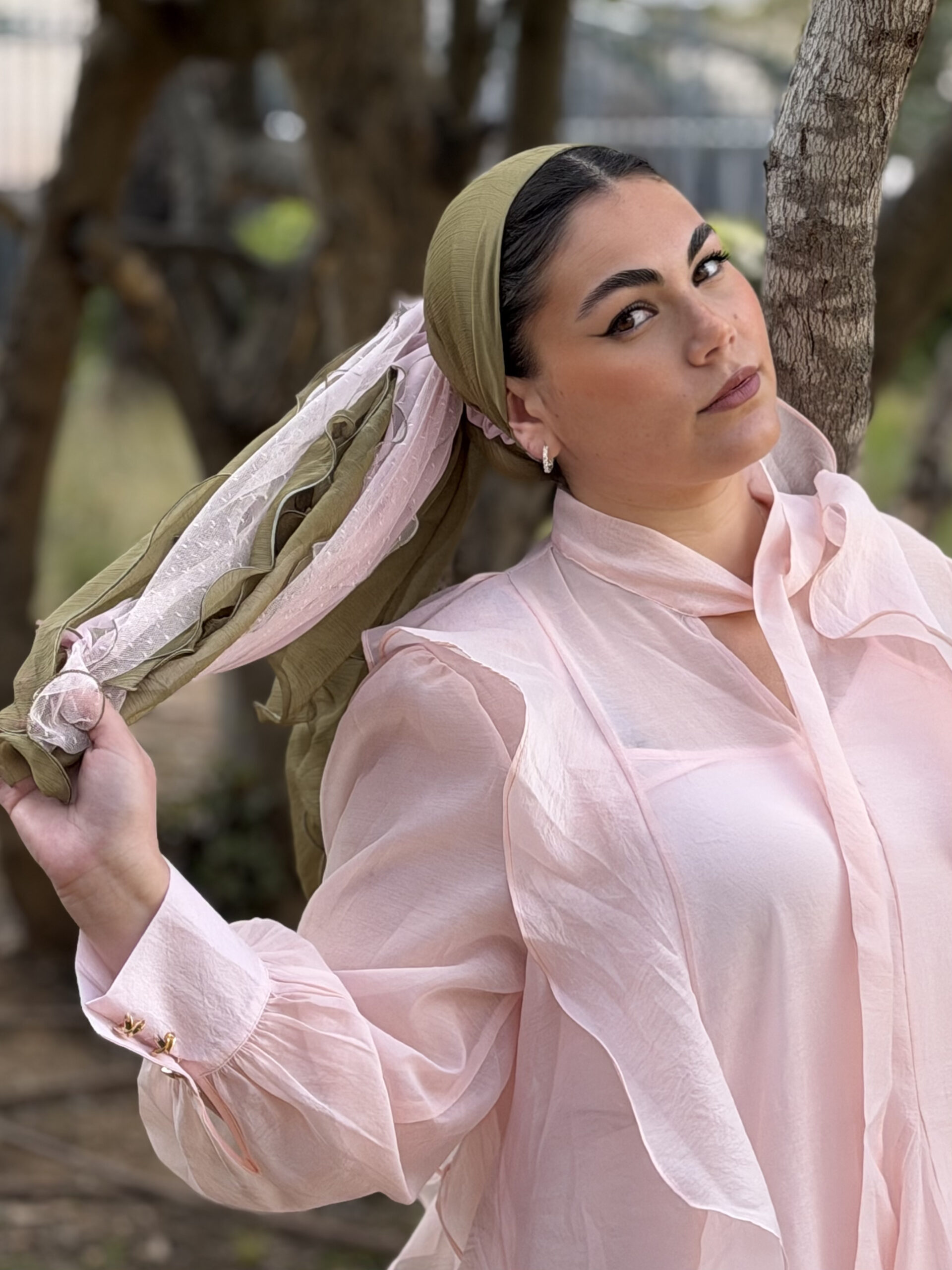 גומיה טלטלים ורודה וירוקה (לא כולל המטפחת הירוקה)