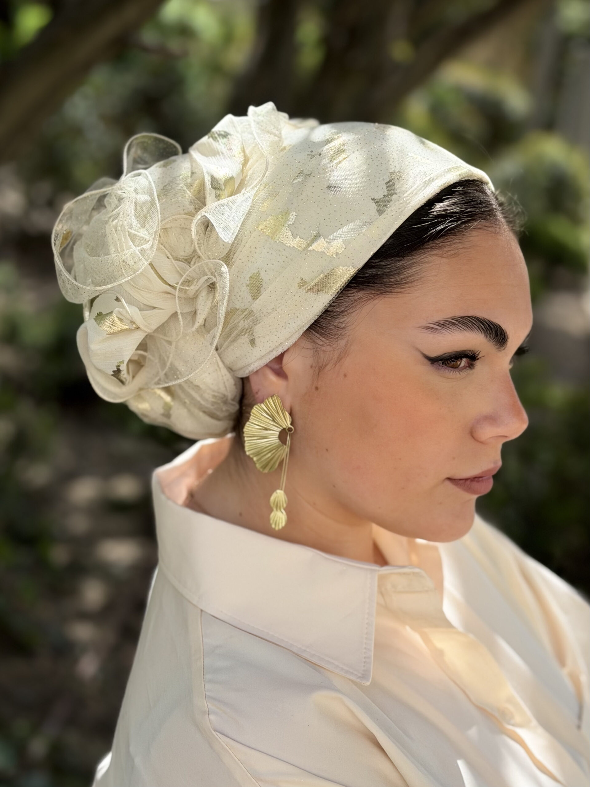 מטפחת יומי יוקרתי מקושקשת מנומרת שמנת וזהב