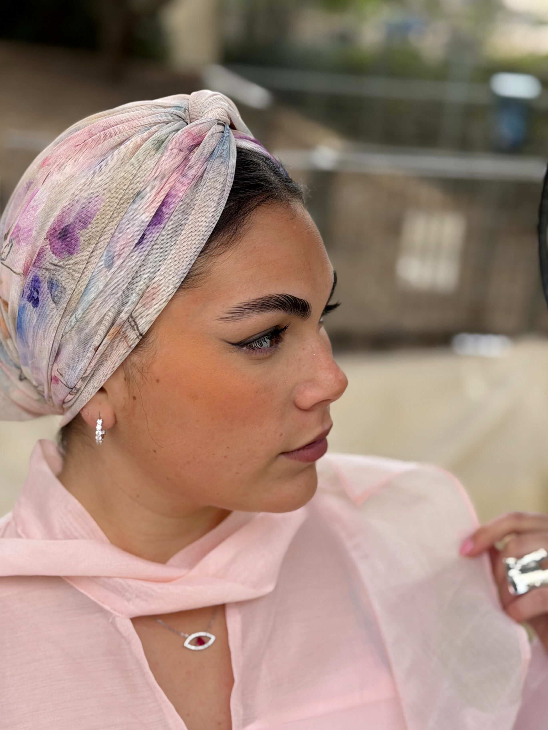 טורבן ורוד פרחוני שיפון לייקרה ורוד סגול וכחול