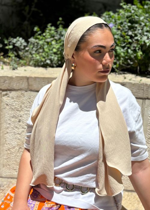 מטפחת מוכנה ללבישה בקליק שיפון לייקרה בז'