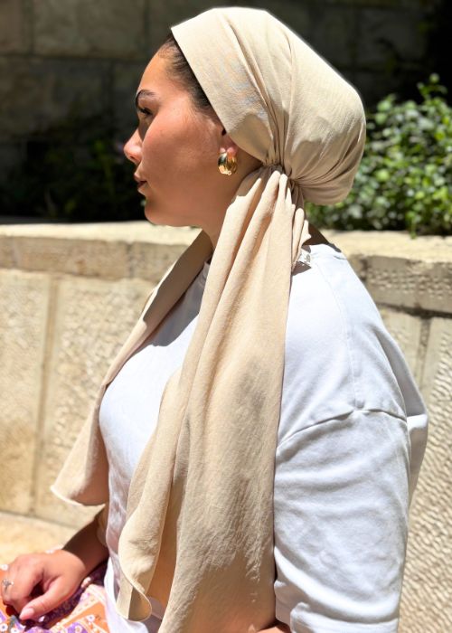 מטפחת מוכנה ללבישה בקליק שיפון לייקרה בז'