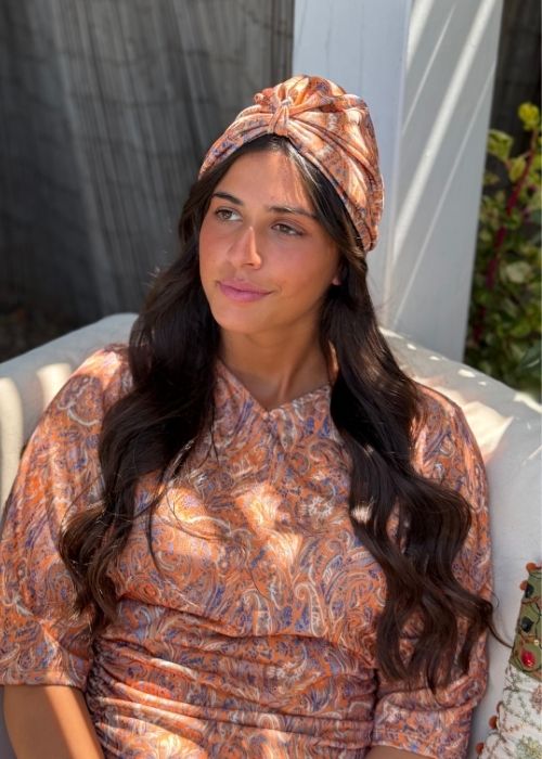 מטפחת לים מוכנה ללבישה כתומה מודפסת