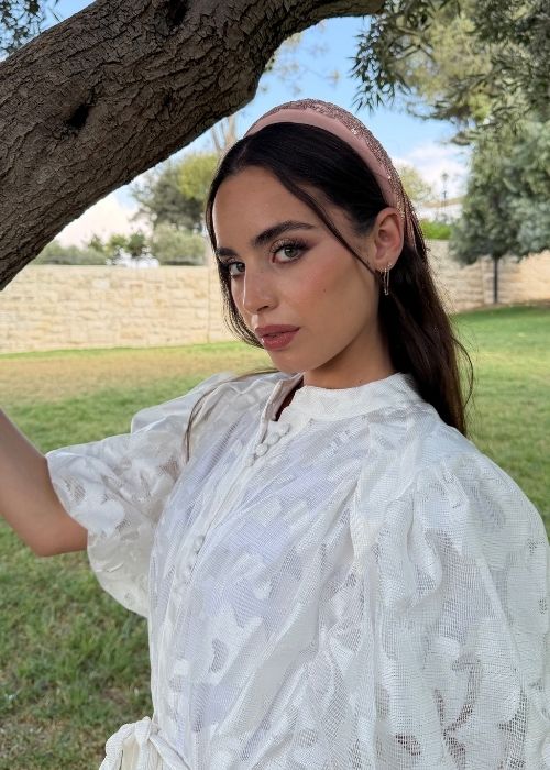 קשת ורודה עם מפל פאייטים (לא כולל המטפחת) – תמונה 4