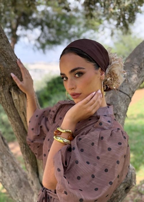 סרט סמוק טול רשת בז' עם חוט פאייטים ורוד ניוד (לא כולל המטפחת)